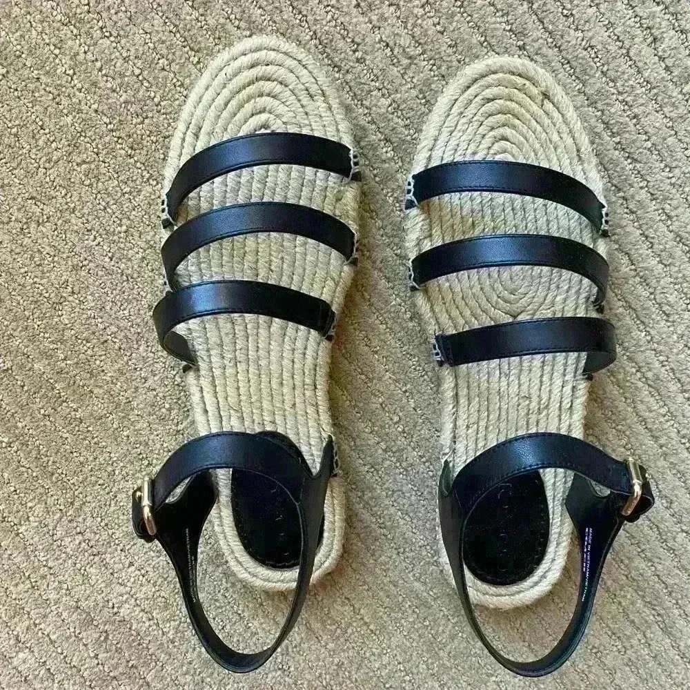 Coach Strap Black Sandal Shoe, size 8.5.